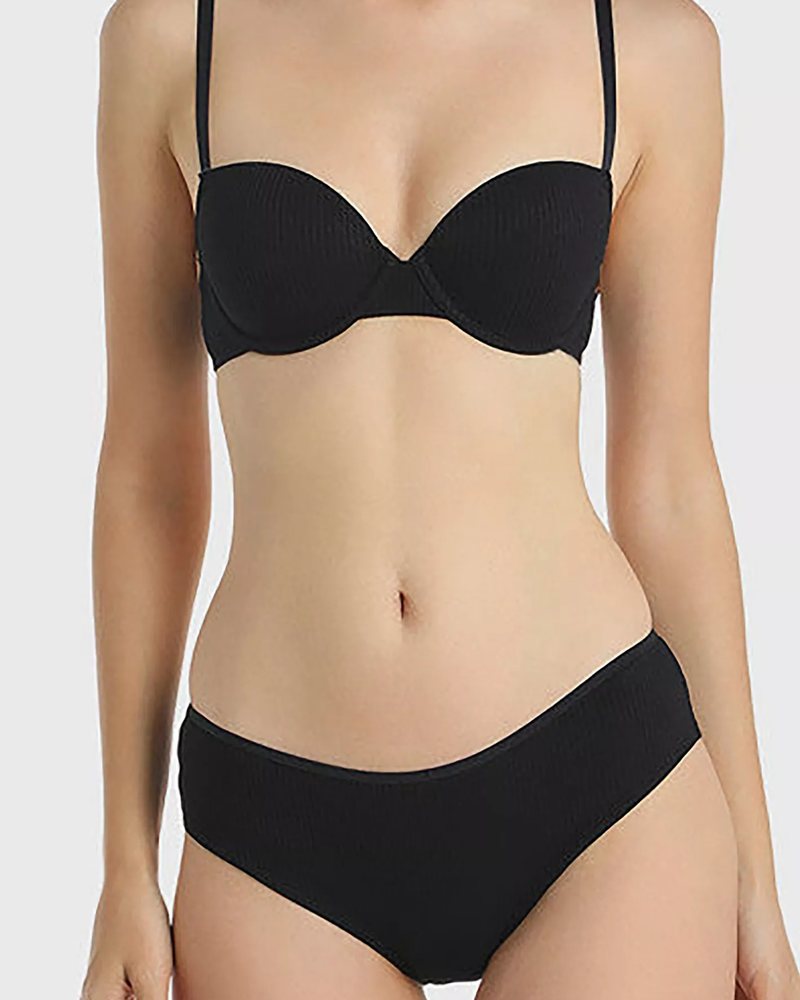 Moulded cup bra and brief set